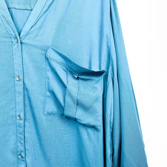 Denver Hayes Long Sleeve Blue Button-Up Blouse - Picture 3 of 10